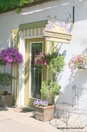 springhouse furnishings