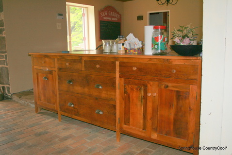 reclaimed wood kitchen island
